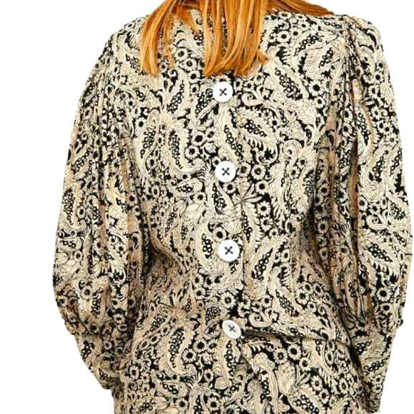 Zara Tops - Zara paisley top